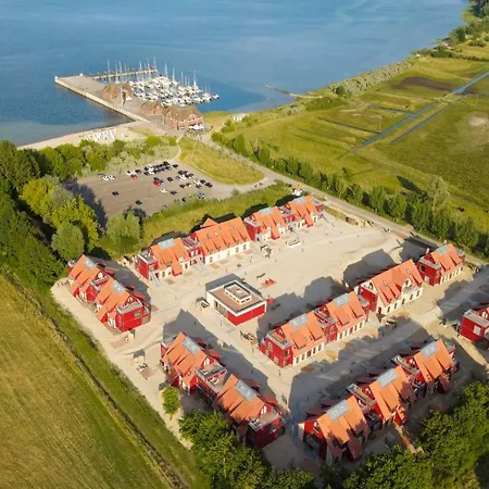 Bades Huk Haus 17 72 - Og Lejlighed *